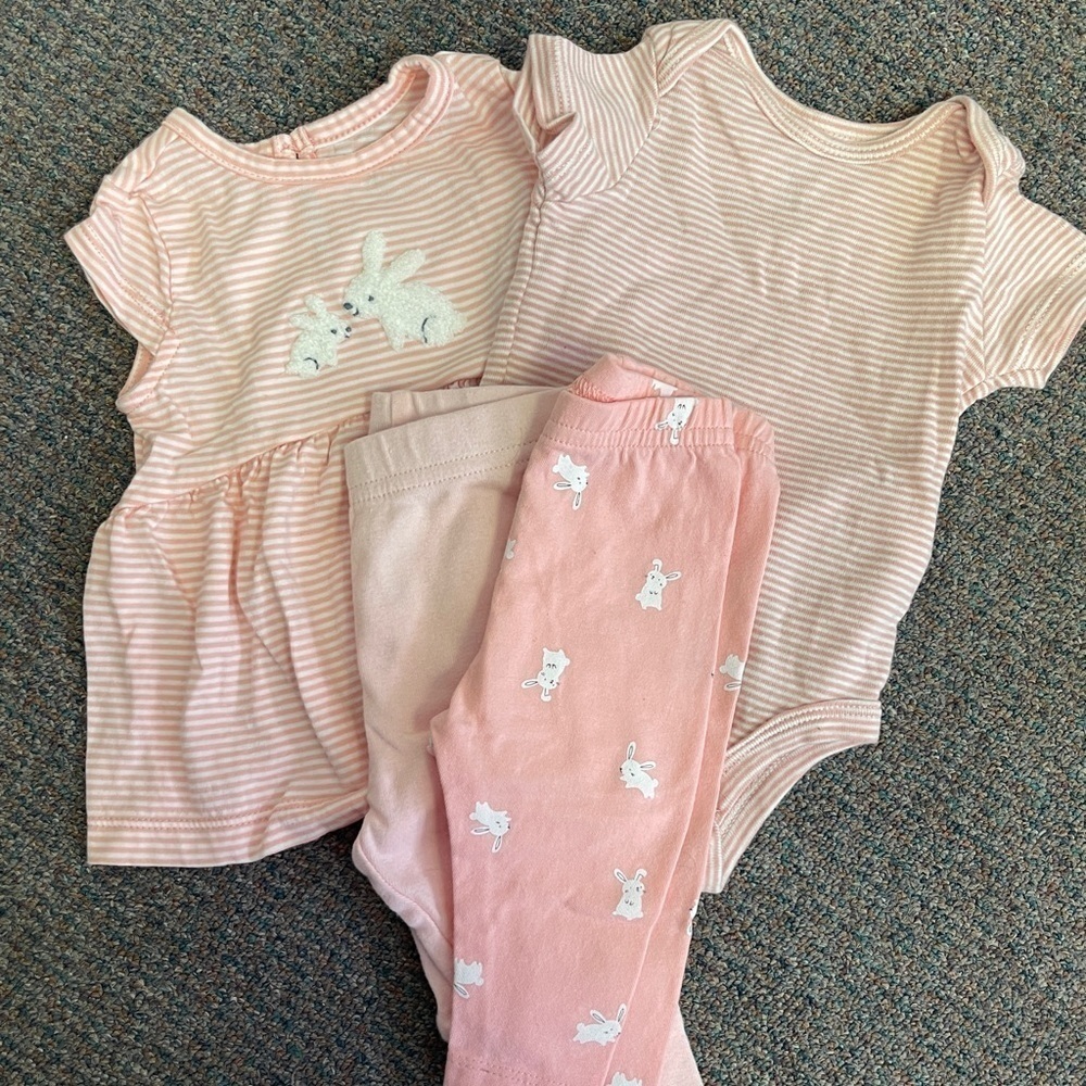 🚨CLEARANCE 0124-67 Baby Bunny 4 piece Set
